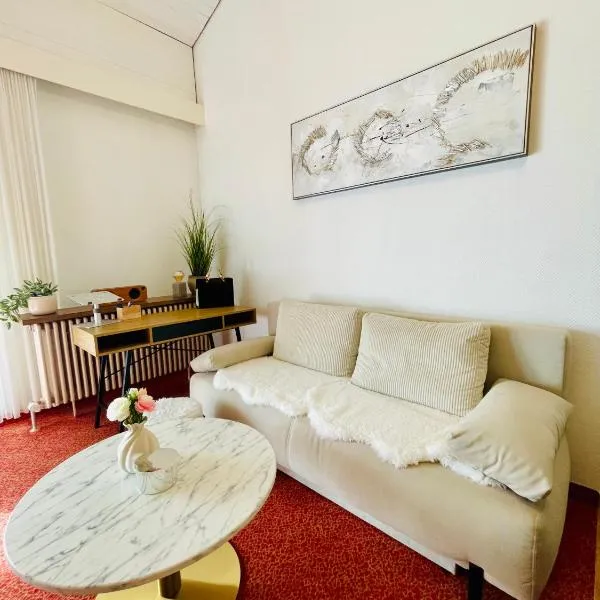 바트 그리스바흐에 위치한 호텔 Das CLASSIQUE Galerieappartement 50qm - Elegant und geräumig wohnen - Espressomaschine, Airfryer, Balkon, Poseidon Therme im Haus - inkl Parkgarage