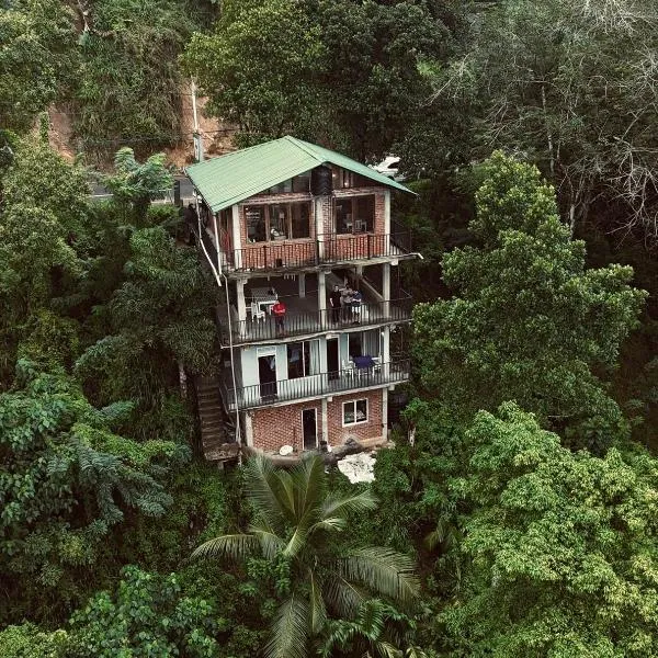 Crystal Resort, hotell i Badulla