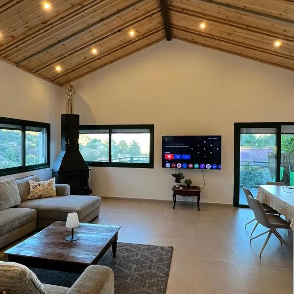 Kalidoniahouses, hotel v mestu Pera Pedi