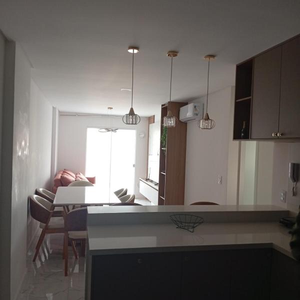 High standard apartment with walking access to Meia Praia