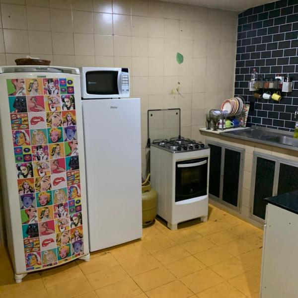 Suite de casal e demais espaços compartilhados, em Vasco da Gama - Foto 4