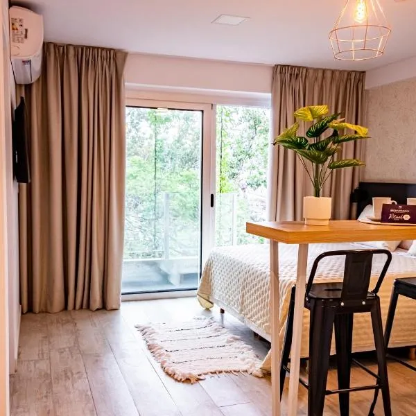 Cañada Suites by FMA Coliving: Salta'da bir otel