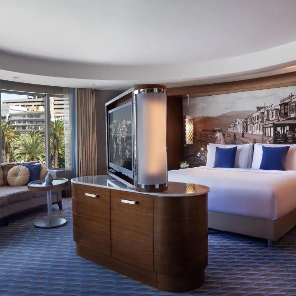 Renaissance Izmir Hotel, hotelli kohteessa Izmir