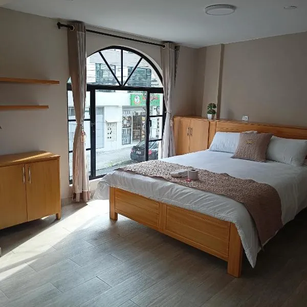 Hostal Tayupanda, хотел в Кито
