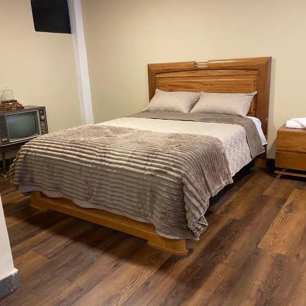 Hotel Gavilu, khách sạn ở Ambato