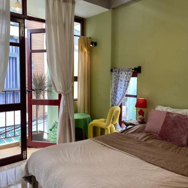 Tiny bright house Autum space, hotel en Da Nang