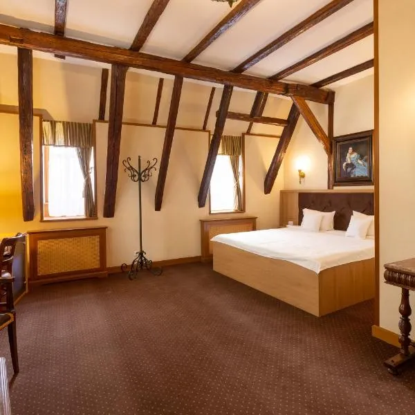 Sibiu में, होटल Hotel Am Ring