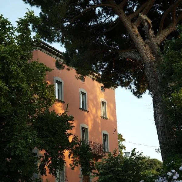 Merula Antica Dimora Agricola, hotel em Canonica