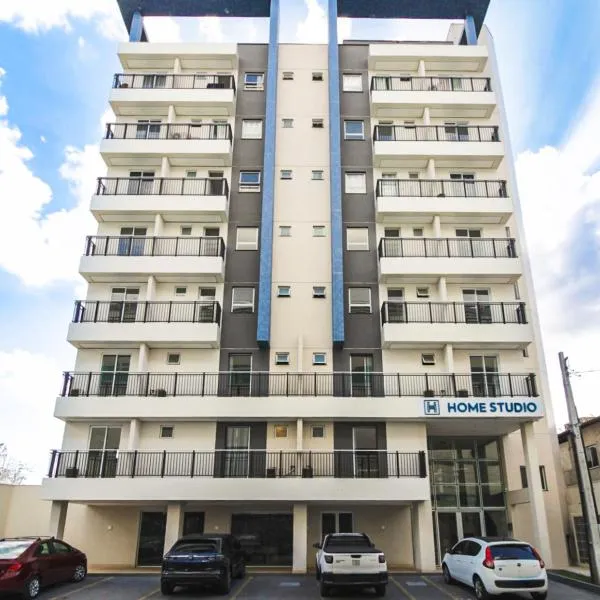 Home Studio、ソブラルのホテル