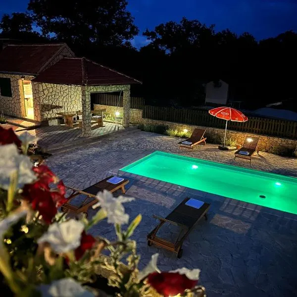 Progon House, hotel en Perković