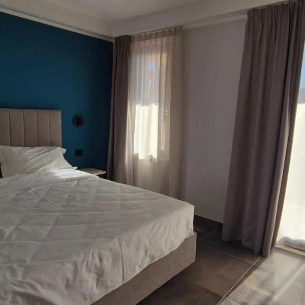 Hotel V7, hotell Milanos