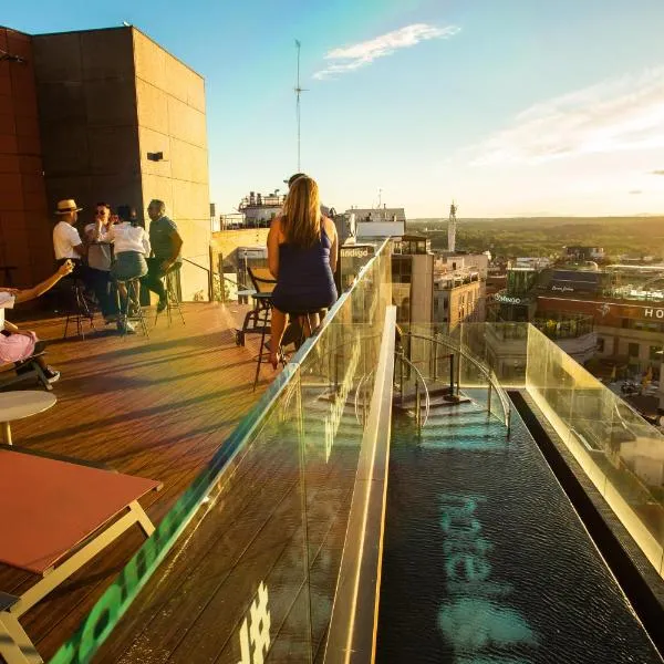 Hotel Indigo Madrid - Gran Vía by IHG, хотел в Мадрид