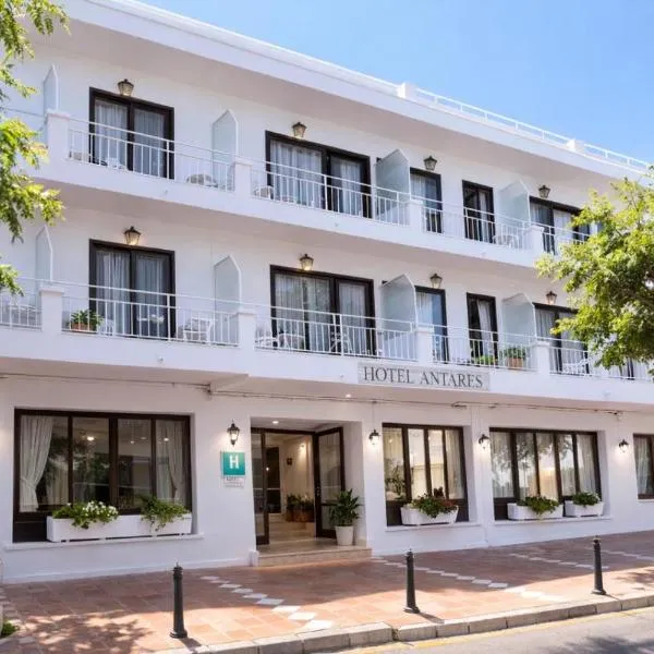 Hotel Antares, khách sạn ở Cala D´Or
