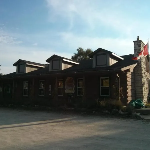 The Spirit Rock Outpost & Lodge, hotel in Wiarton