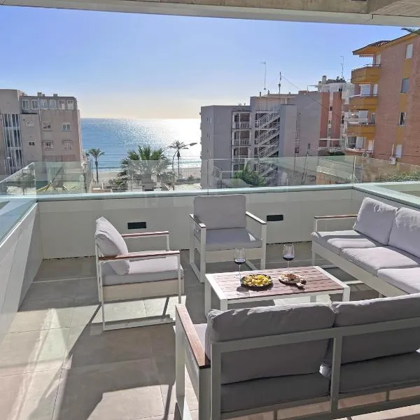 Lujo, Piscina, Terraza frente al Mar y Parking Privado - 1A, hotelli kohteessa El Campello