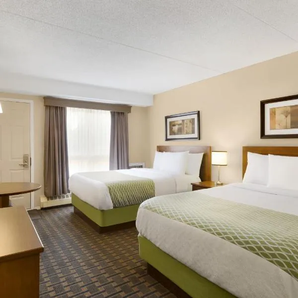 Colonial Square Inn & Suites, hotel v destinaci Saskatoon