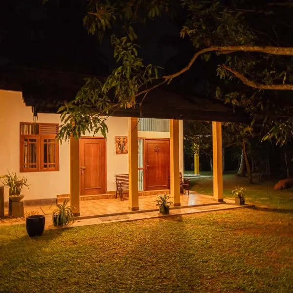 Airport Serenity Villa Near Airport Stay, hotel a Katunayake