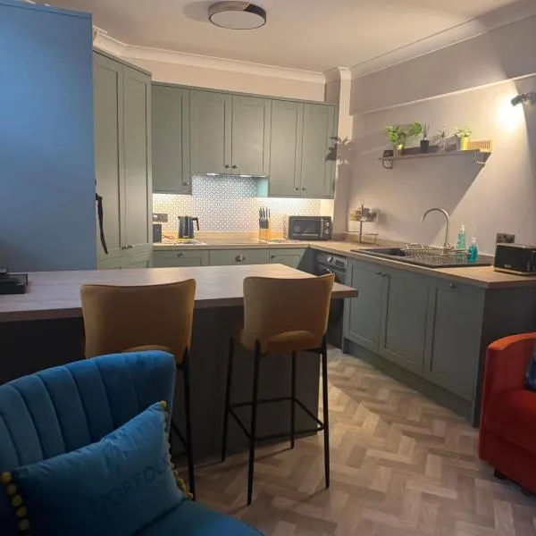 Half Moon Nest - Refurbished throughout for 2026, מלון בדיס