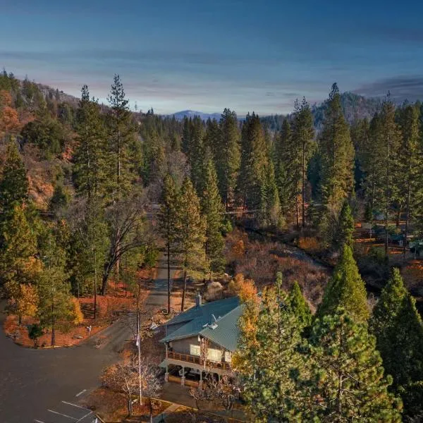 Yosemite Lakes Cabin & Cottages, hotel in Harden Flat