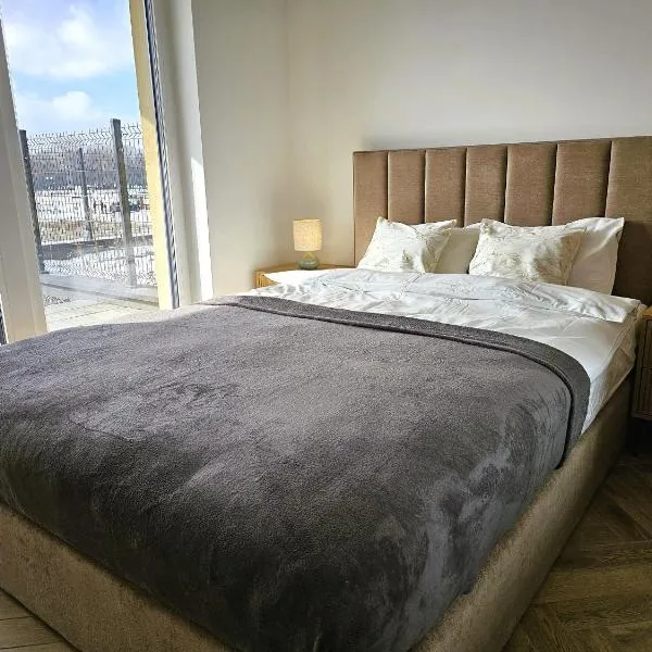 Radom में, होटल Borki Lake View Apartment