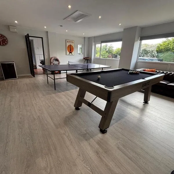 Jaw-Dropping Beach House In Anglesey โรงแรมในเบนเล็ค