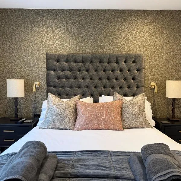 Luxury Croft Templepatrick Near Airport Rabbit and Hilton hotel, hotel i Templepatrick