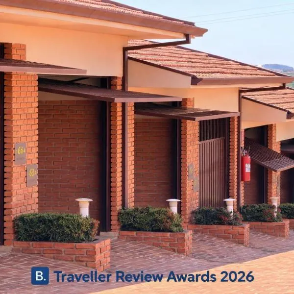 Status Motel Ourinhos، فندق في أورينهوس