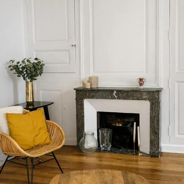 Charmant appartement au cœur de ville, hotel em Fondettes