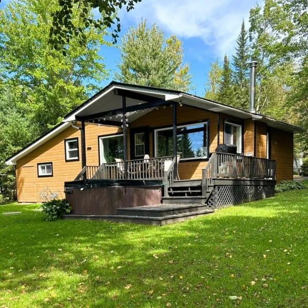 Stratford에 위치한 호텔 Chalet Le Shack O2