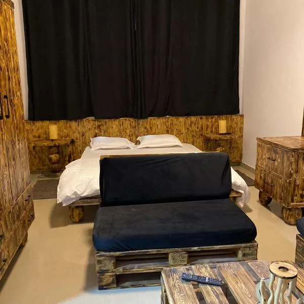 Black Moon Studio jimi, khách sạn ở Al Ain