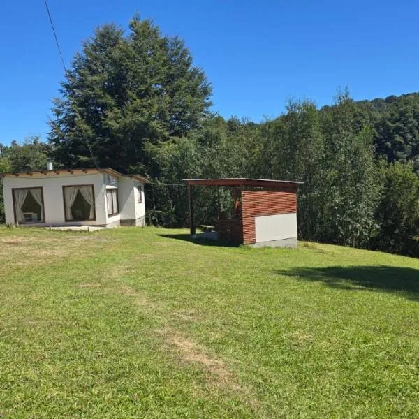 Casa de campo, hótel í Lago Ranco