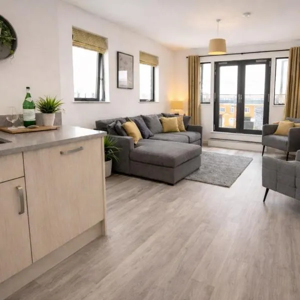 The Penthouse Margate, Balconies, Sea View, Gated Parking, Air Con!, khách sạn ở Margate