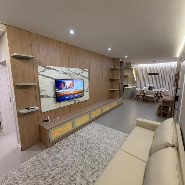Apartamento em Meia Praia, 3 Suites, Completo