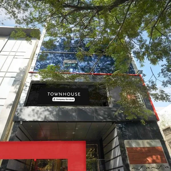 Super Townhouse Koramangala Road Complex Formerly Parkash Tower, khách sạn ở Bangalore
