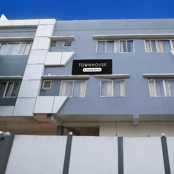 Super Townhouse ISBT Guwahati Formerly The Pinnacle Inn, hotel v destinácii Guwahati