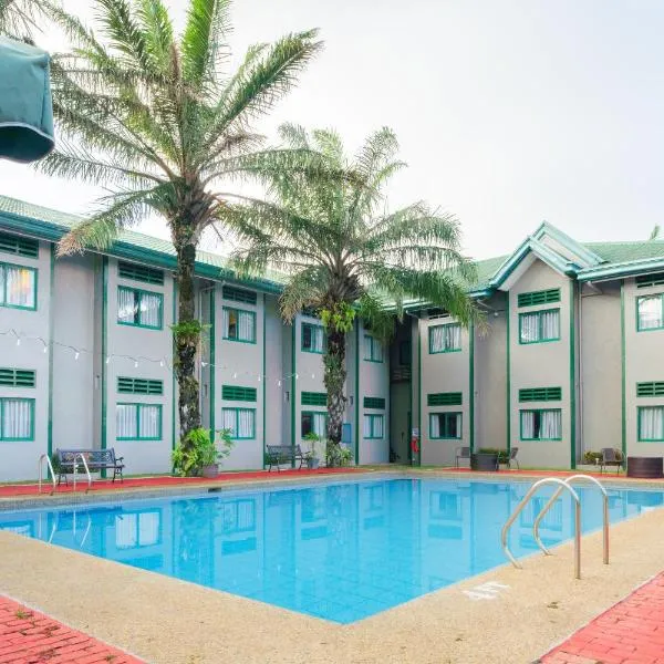 Microtel by Wyndham Cabanatuan, hotell i Cabanatuan