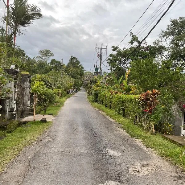 Buana Asti Homestay, hotel u gradu 'Tabanan'