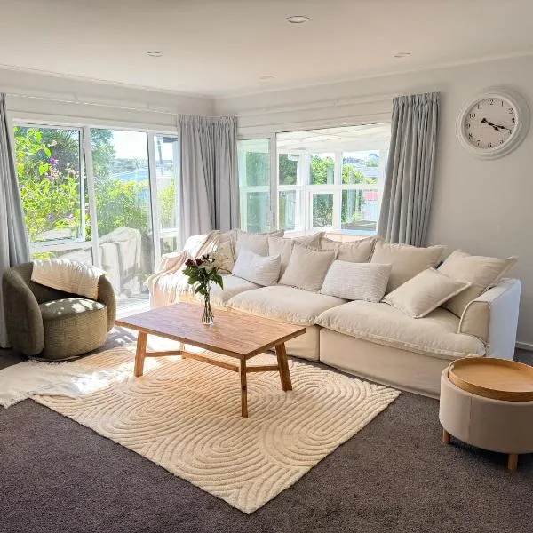 Sunny Spacious Room, Free Parking, Close to Ferry, Hotel in Wellington