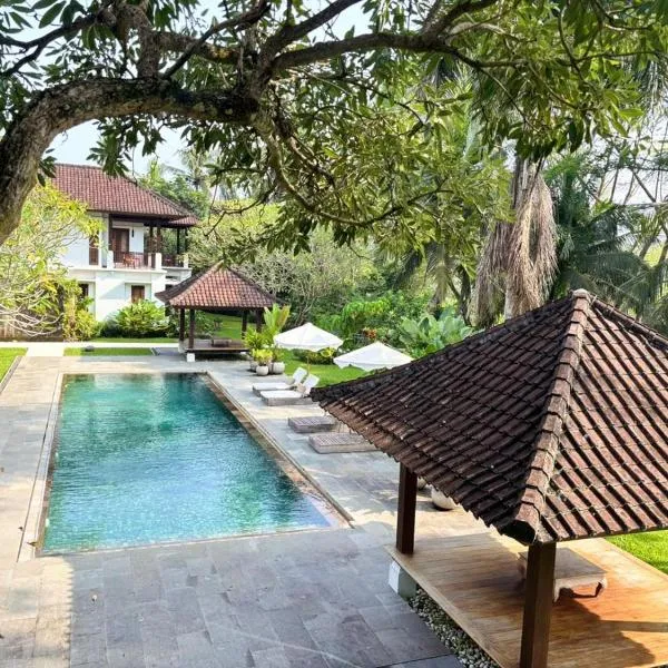 Bumi Kinar Heritage, hotel in Ubud