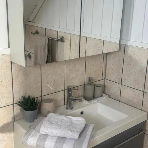 Casa Brekka, хотел в Bamble