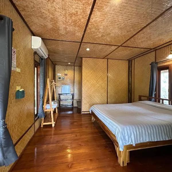 FourTwoEight Pai Resort, hotelli kohteessa Kampong Huaibū