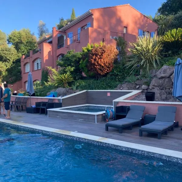 Le Mas de la Verrerie, hotell i Les Adrets de l'Esterel
