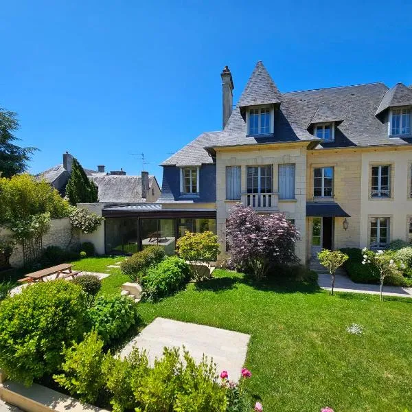 Villa Bajocasse beautiful charming house, hotell i Bayeux