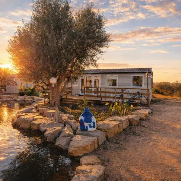 Sunset Lagoon House, hotel di Lagoa