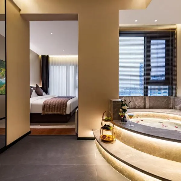 MiLO Hearth米罗设计民宿 张家界天门山索道店, hotel en Zhangjiajie