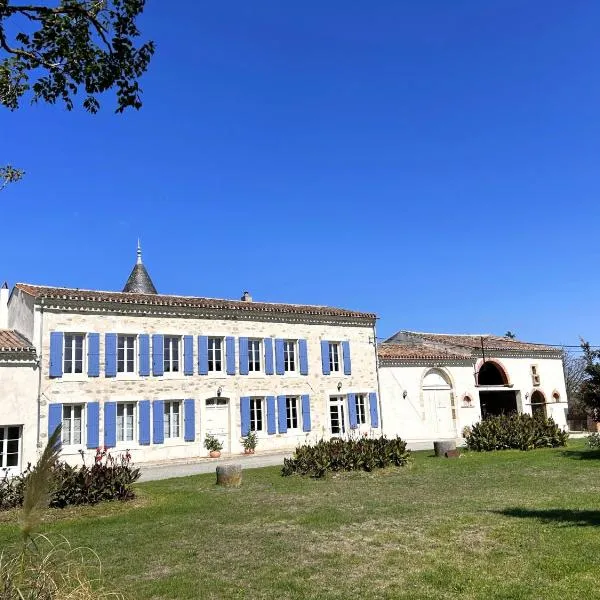 Domaine de Lanis - Chambres d'hôtes avec parc et piscine, viešbutis mieste Kastelnodari