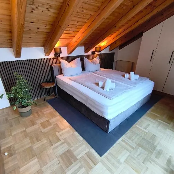 Ferienwohnung Burgzauber Burghausen nahe weltlängste Burg zentral 24h Check in, hotel i Burghausen