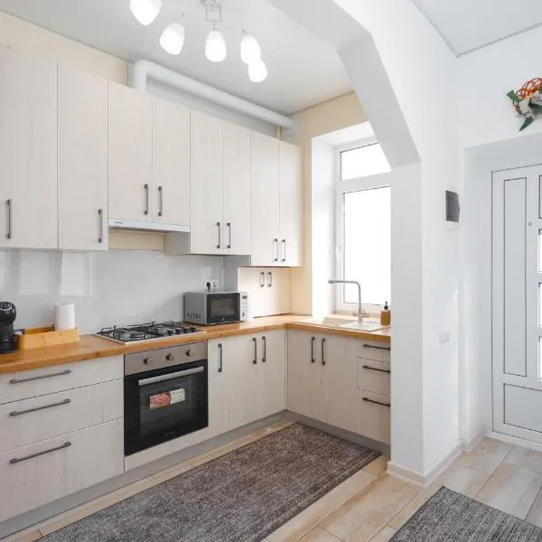 HomeRent Bucuresti, hótel í Chişinău