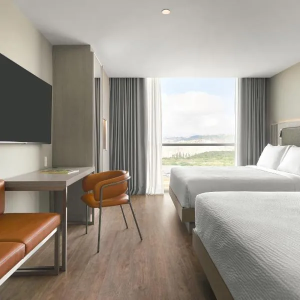 Courtyard by Marriott Quito Airport, hotel en Quito
