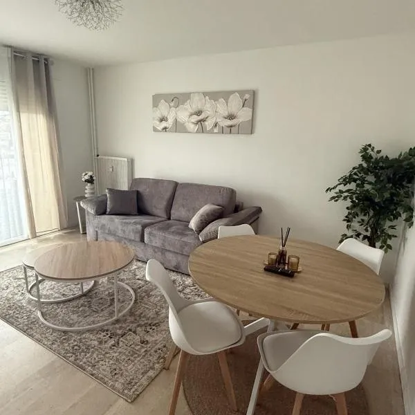Deux pièces moderne avec balcon & Vue dégagée, hotel Nizzában